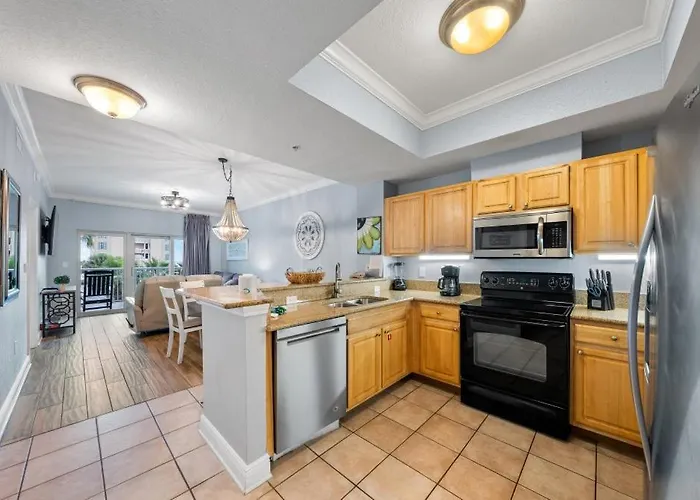 Apartment Crystal Tower 207 By Youngs Suncoast