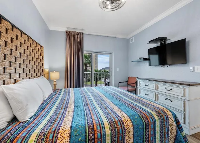 Apartment Crystal Tower 207 By Youngs Suncoast *